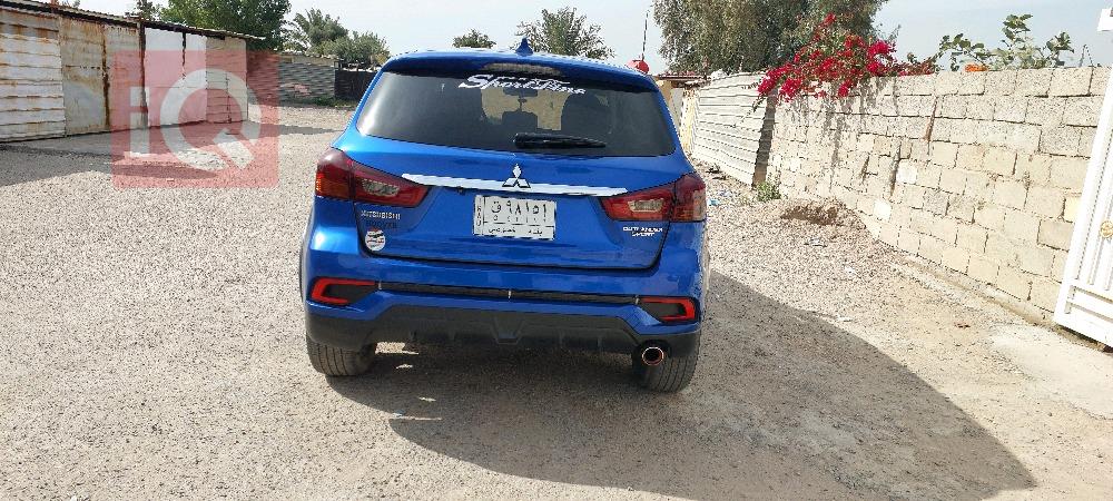 میتسوبیشی ئاوتلاندەر